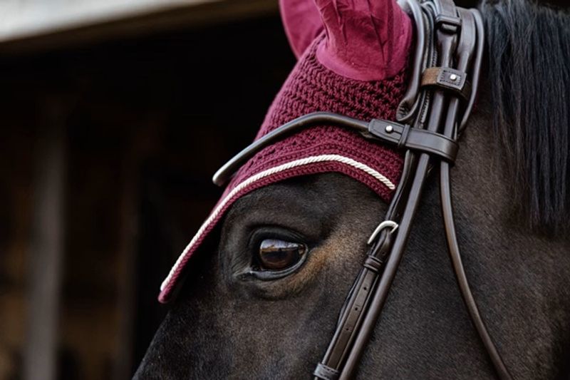 Kentucky Velvet Ørehette