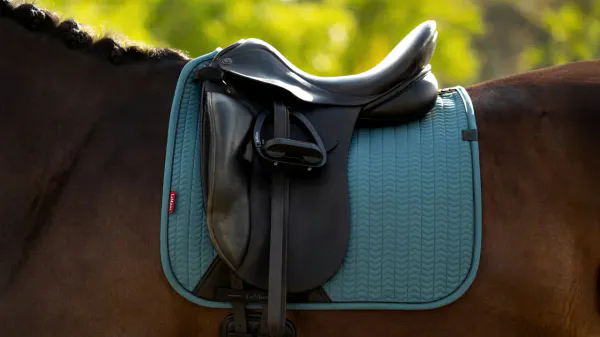 Hovedbilde LeMieux Essence Dressur Schabrak - Jungle