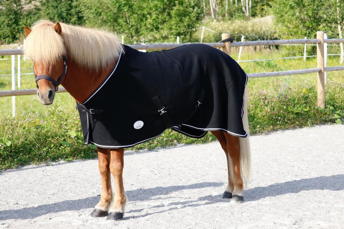 SE Design Ulldekken til Islandshest
